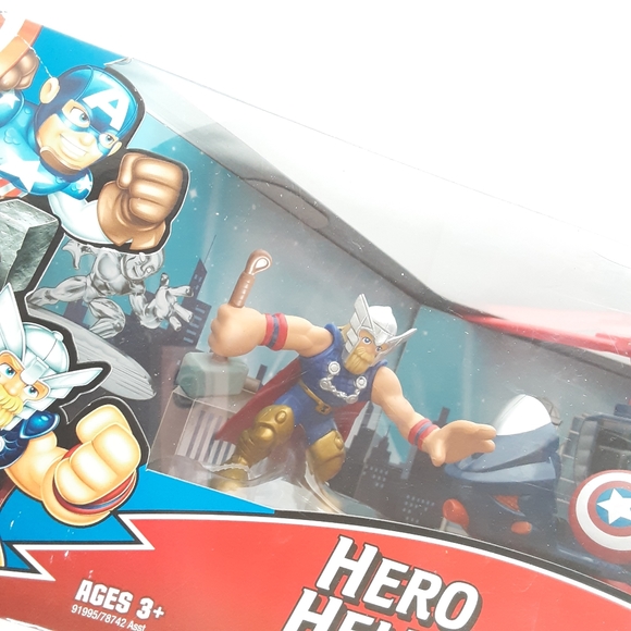MARVEL SUPER HERO SQUAD HERO HELICOPTER WITH CAPTAIN AMERICA AND THOR - Picture 4 of 9